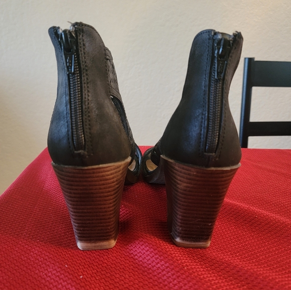 Maurices Black Open Toe Heels - Picture 4 of 4